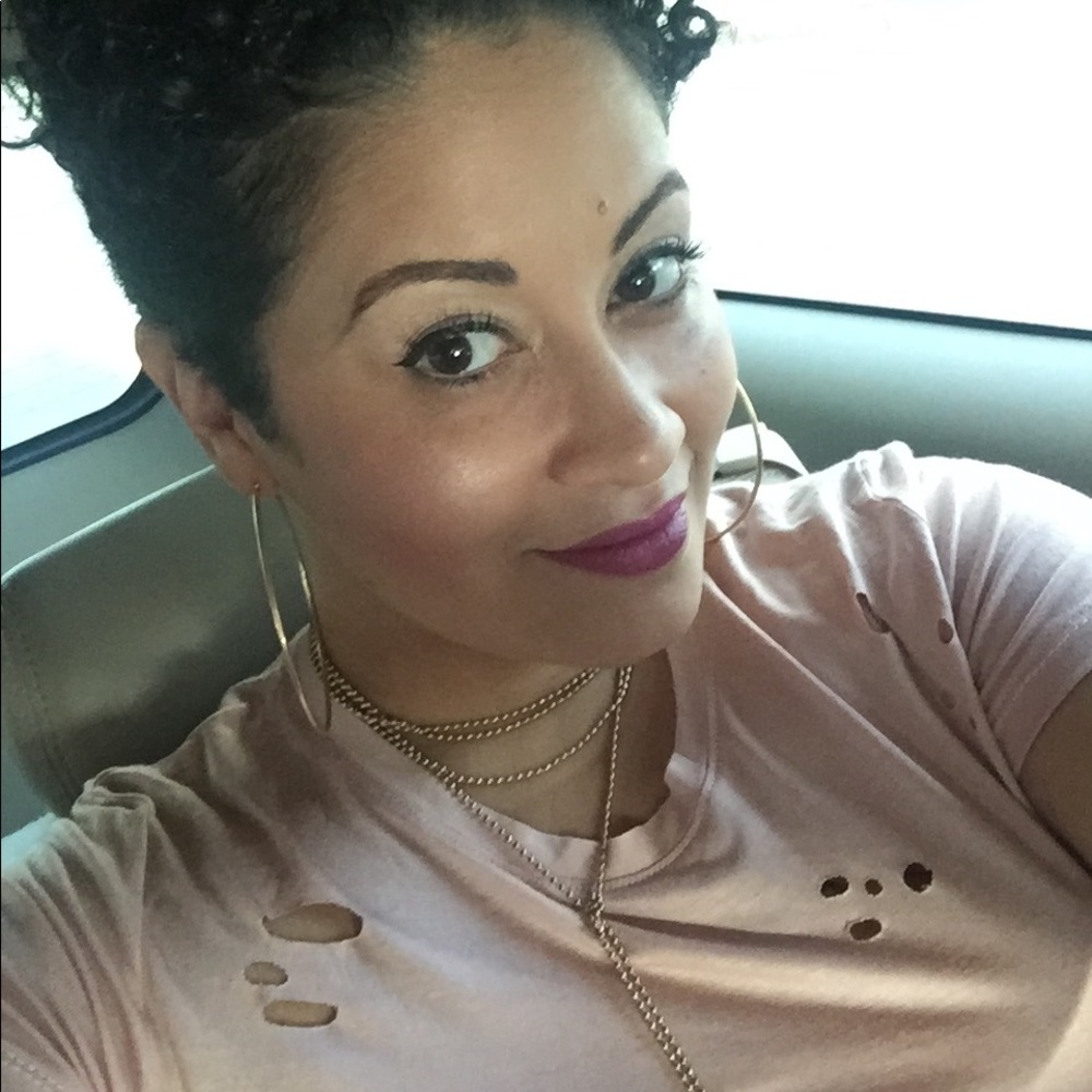 Meet your Posher, Jeysa